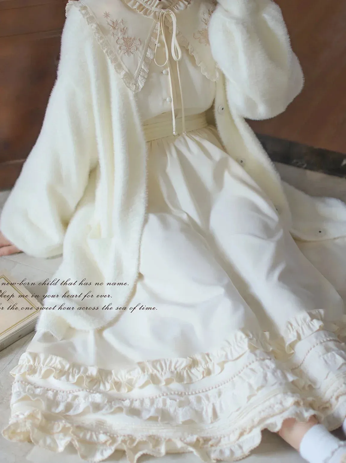 French Vintage Waist Dress Romantic Embroidery Ribbon