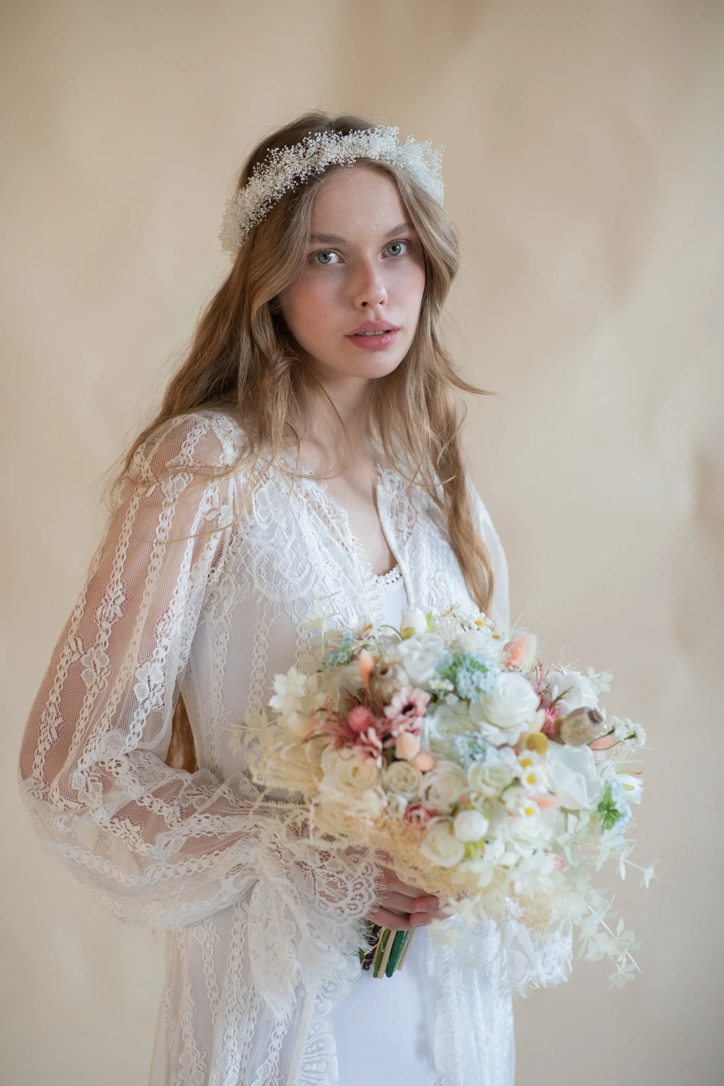 Romantic meadow wedding bouquet