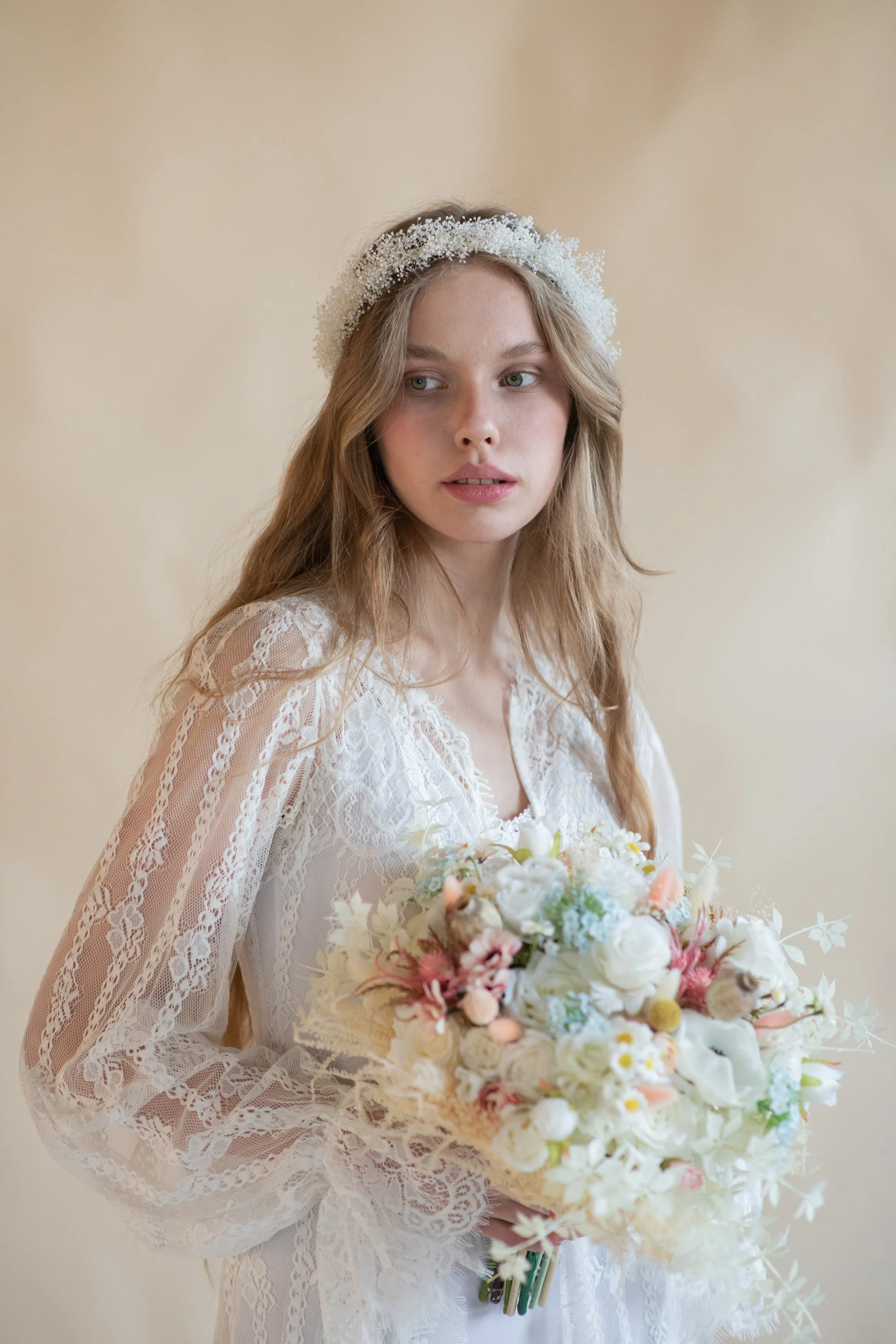 Romantic meadow wedding bouquet